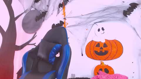 danna 888 online show from 10-26-25, 09:42