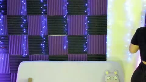 Snapshot of danna__castle chatting on 07-06-26, 05:48 Dannacastle online show from 07-06-26, 05:48