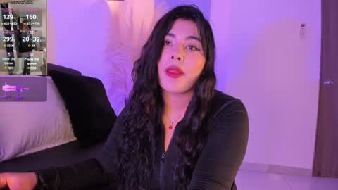 Snapshot of danna_adams1 chatting on 06-16-26, 06:32 danna_adams1 online show from 06-16-26, 06:32