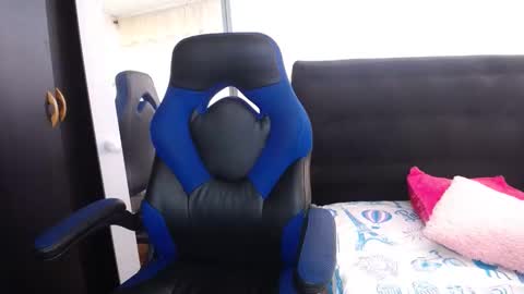 danna martinez33 online show from 02-25-26, 11:53