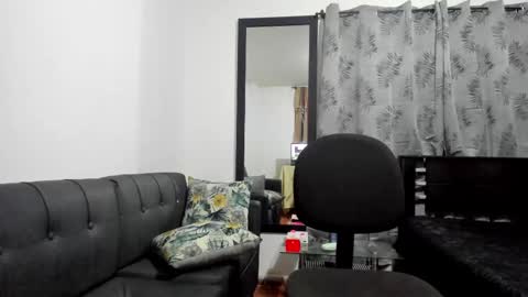 Danna Tyson online show from 10-12-25, 11:37