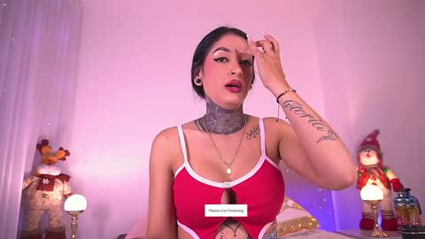 Snapshot of dannaberlin chatting on 12-22-25, 07:11 Danna Berlin online show from 12-22-25, 07:11