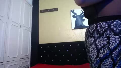 Snapshot of dannagarza chatting on 12-28-24, 04:08 Danna Garza online show from 12-28-24, 04:08