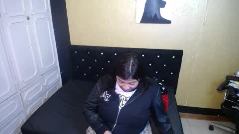 Snapshot of dannagarza chatting on 12-30-24, 03:47 Danna Garza online show from 12-30-24, 03:47