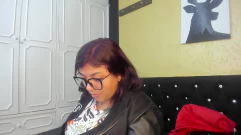 Snapshot of dannagarza chatting on 03-10-25, 04:28 Danna Garza online show from 03-10-25, 04:28