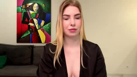 dannamissss online show from 12-23-24, 11:17