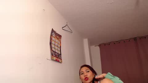 dannamomcerrat online show from 03-09-25, 01:35