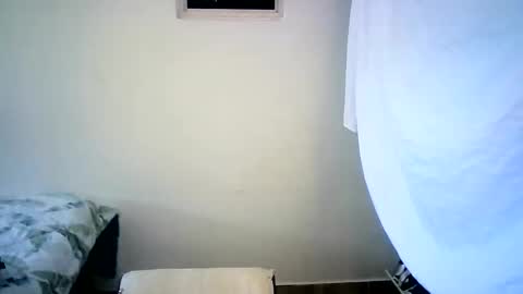 Danna  online show from 05-20-26, 03:51