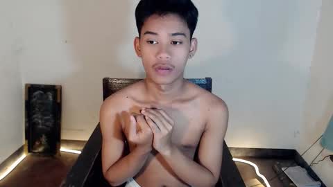 Snapshot of danner_fuckerxx chatting on 02-19-26, 10:06 DANNER online show from 02-19-26, 10:06