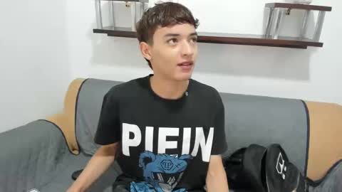 Snapshot of danniels_sweet chatting on 01-11-25, 12:40 danniels_sweet online show from 01-11-25, 12:40