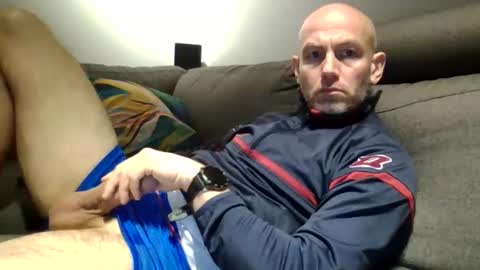 Snapshot of danny81boy chatting on 04-27-26, 08:07 danny81boy online show from 04-27-26, 08:07