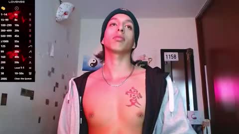 phantom555 online show from 12-20-25, 07:21