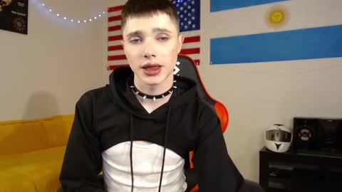 Danny online show from 10-28-25, 11:58