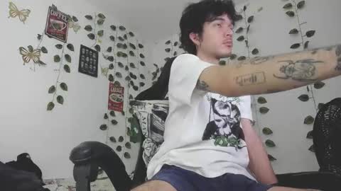 Snapshot of danny_phantom_09 chatting on 02-02-26, 04:44 danny_phantom_09 online show from 02-02-26, 04:44