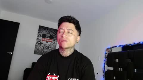 Snapshot of danny_stark chatting on 12-31-24, 12:43 Danny  online show from 12-31-24, 12:43