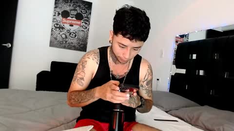 Snapshot of danny_stark chatting on 01-21-25, 06:23 Danny  online show from 01-21-25, 06:23