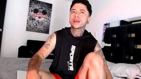 Snapshot of danny_stark chatting on 01-22-25, 06:52 Danny  online show from 01-22-25, 06:52