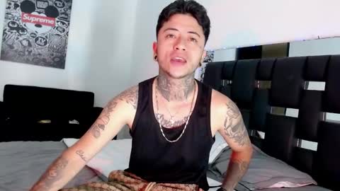 Snapshot of danny_stark chatting on 01-25-25, 04:57 Danny  online show from 01-25-25, 04:57