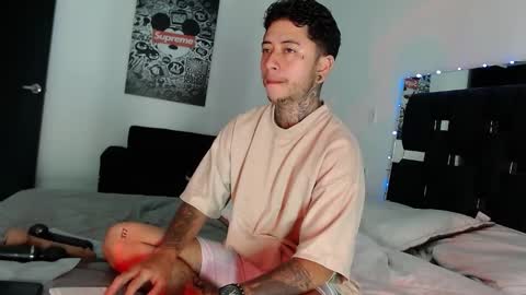 Snapshot of danny_stark chatting on 01-31-25, 02:39 Danny  online show from 01-31-25, 02:39