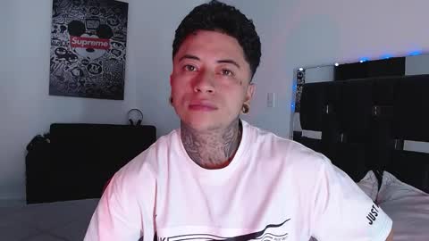 Snapshot of danny_stark chatting on 02-16-25, 09:16 Danny  online show from 02-16-25, 09:16