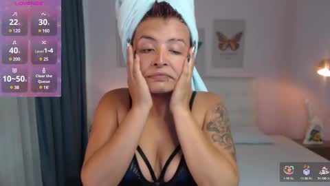 Snapshot of dannya_rhodes_ chatting on 03-01-25, 07:48 Dannya Rhodes online show from 03-01-25, 07:48