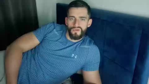 Snapshot of dannyk1990 chatting on 12-19-24, 08:23 Naughtystr8D online show from 12-19-24, 08:23