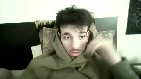 Snapshot of dannynoww chatting on 01-19-25, 03:50 danny online show from 01-19-25, 03:50