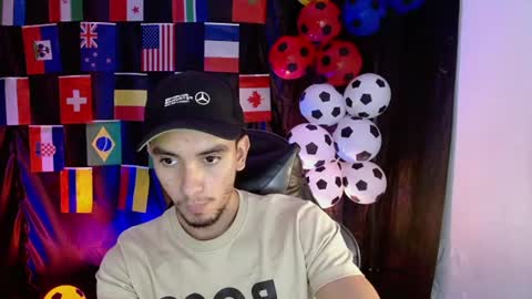 Snapshot of dante_18cm chatting on 06-22-26, 12:35 Dante online show from 06-22-26, 12:35