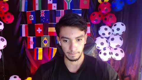Snapshot of dante_18cm chatting on 06-26-26, 12:48 Dante online show from 06-26-26, 12:48
