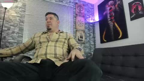 Snapshot of dante_bellini chatting on 05-24-26, 02:44 dante_bellini online show from 05-24-26, 02:44