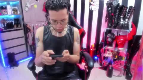 Snapshot of dante_infernos chatting on 10-06-25, 01:30 Dante online show from 10-06-25, 01:30