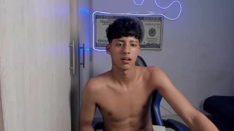 dante_martinez1 online show from 05-25-26, 11:11