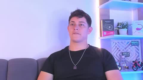 Snapshot of dante_seductor chatting on 02-04-26, 07:31 Dante online show from 02-04-26, 07:31