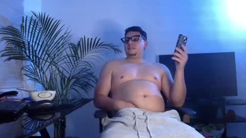  A L E J A N D R O  online show from 06-24-26, 12:09