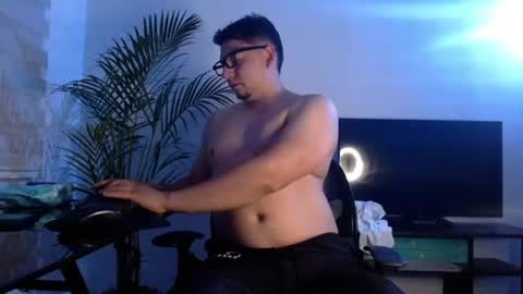 A L E J A N D R O  online show from 07-20-26, 12:36