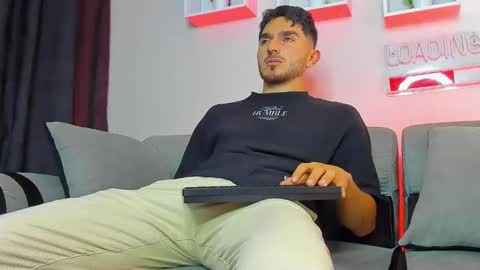 Snapshot of danteeblake chatting on 02-18-26, 02:51 Dante online show from 02-18-26, 02:51