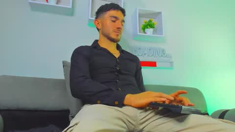 Snapshot of danteeblake chatting on 02-28-26, 03:40 Dante online show from 02-28-26, 03:40