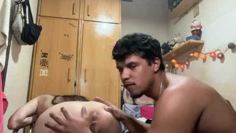 Dante y Freya online show from 04-28-26, 02:27