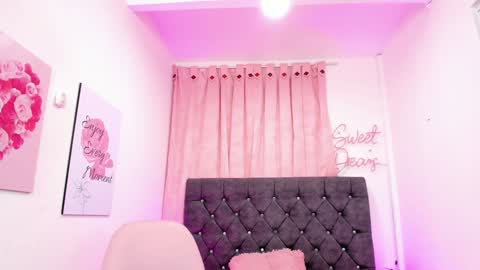 hi im DanyBest Squirter here on cb online show from 12-31-24, 07:20