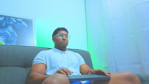 Snapshot of dany_dryy chatting on 05-29-26, 03:48 Dany online show from 05-29-26, 03:48