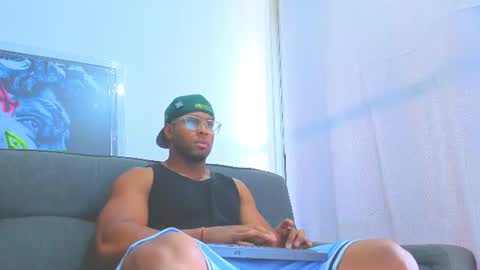Snapshot of dany_dryy chatting on 06-25-26, 07:18 Dany online show from 06-25-26, 07:18