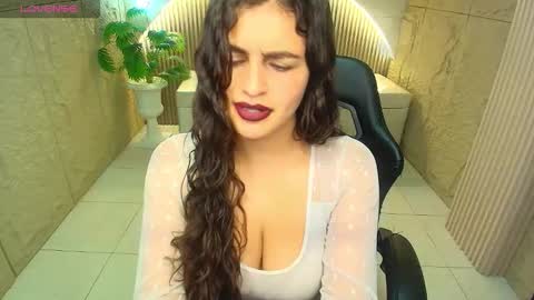 Dany online show from 11-29-25, 01:14