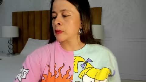 Daphne online show from 02-12-25, 08:27