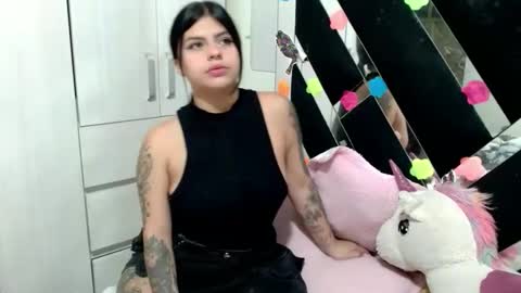 daphne877046 online show from 10-15-25, 04:51