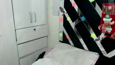 daphne877046 online show from 11-21-25, 07:01