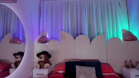 Daphne online show from 02-13-25, 11:39