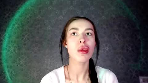 Daphne Darkthorn online show from 01-19-26, 02:15