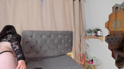 Daphne online show from 01-15-26, 12:43