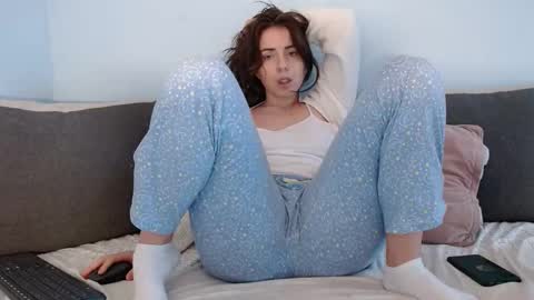 Dasha online show from 01-25-25, 10:40