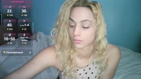 Snapshot of darcieroselli chatting on 02-11-26, 03:06 darcieroselli online show from 02-11-26, 03:06